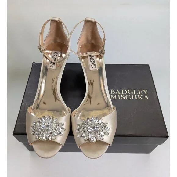 Badgely Mischka Sainte Crystal Embellished Formal Wedding Shoes Size 9 With Box - Picture 2 of 11